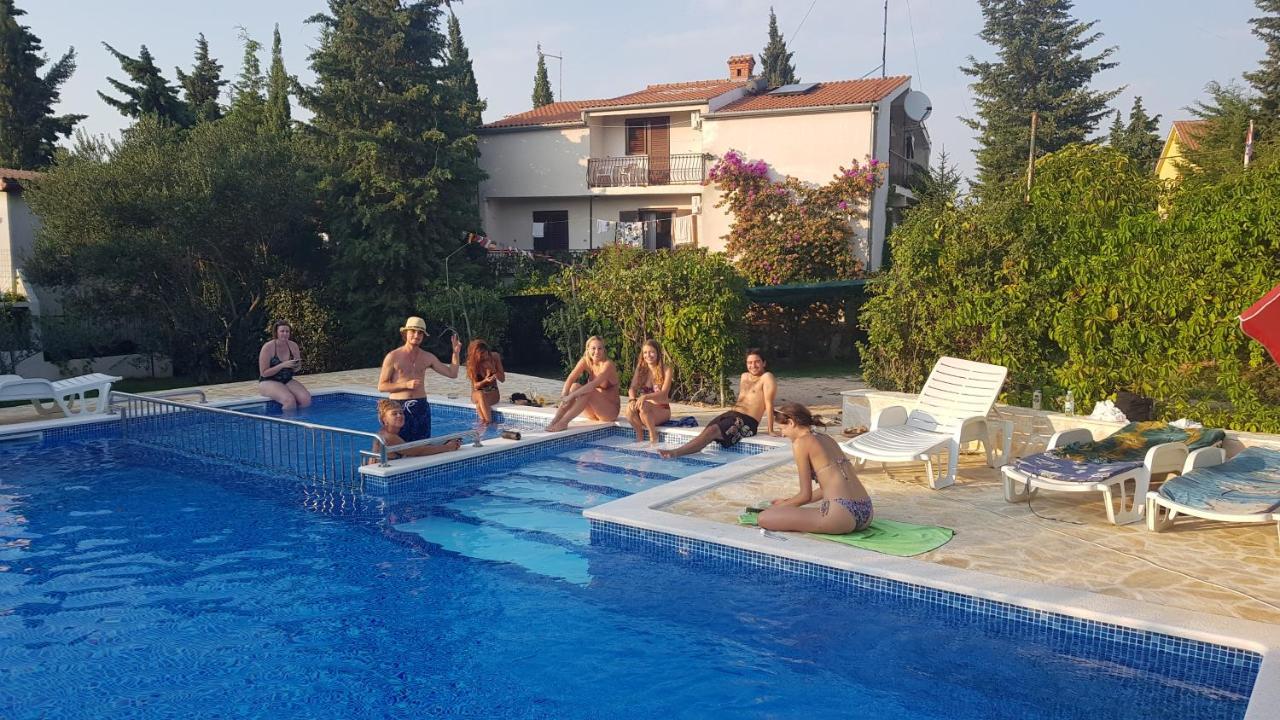 Villa Ivanka Murter Ap C Sa Grijanim Bazenom I Besplatnim Parkingom Εξωτερικό φωτογραφία